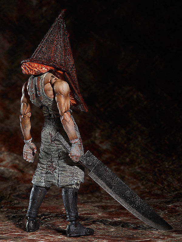 Self] Pyramid Head Cosplay w/ New Sword : r/silenthill